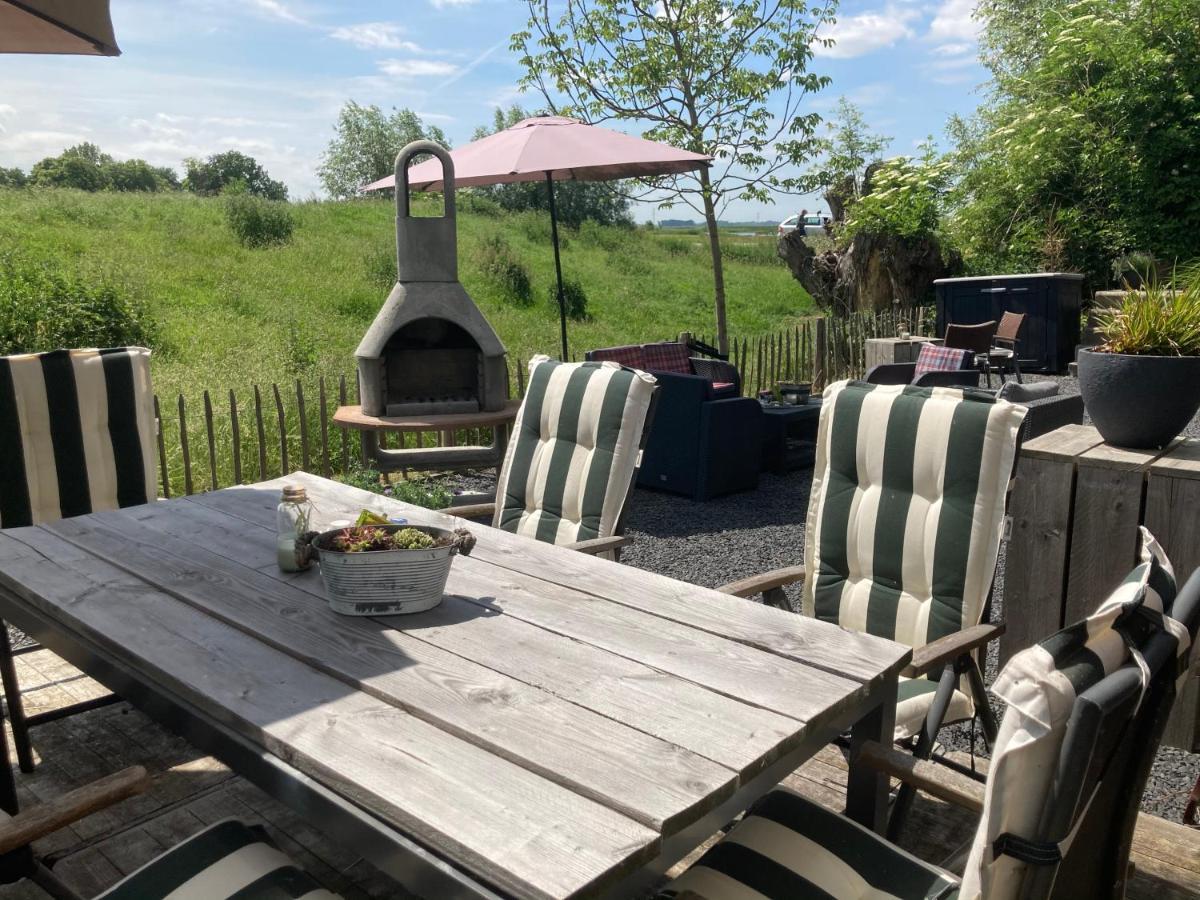 B&B 'T Steurgat Werkendam Esterno foto